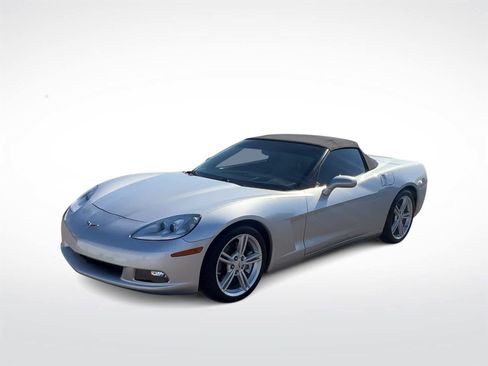 Used 2010 Chevrolet Corvette Convertible w/ Preferred Equipment Group image 8
