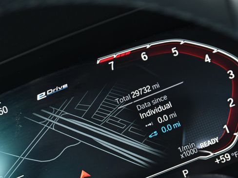 Certified 2023 BMW X5 xDrive45e w/ Executive Package image 41