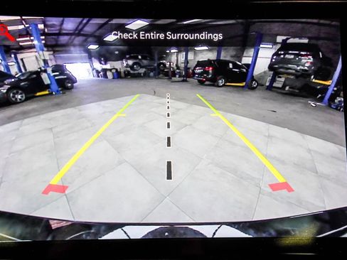 Used 2023 Jeep Grand Cherokee L Limited image 34