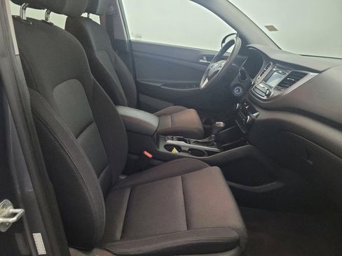 Used 2016 Hyundai Tucson SE w/ Option Group 02 AWD/4WD image 21