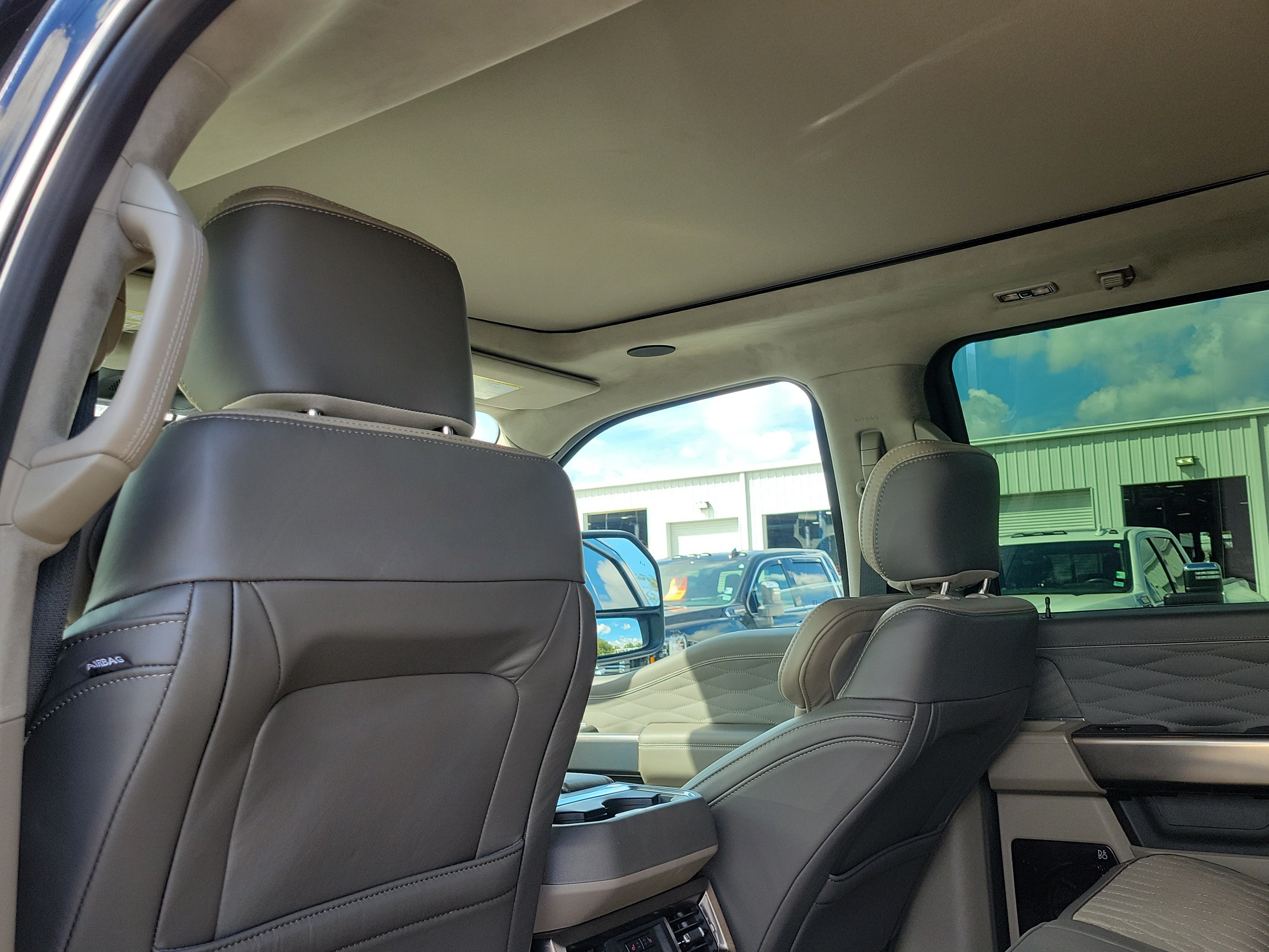 Certified 2026 Ford F450 Platinum w/ Platinum Plus Package AWD/4WD image 12