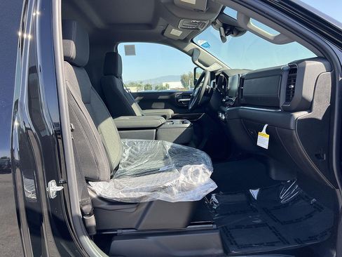 New 2026 GMC Sierra 3500 SLE w/ SLE Convenience Package AWD/4WD image 27