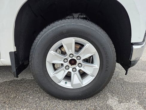 Used 2020 Chevrolet Silverado 1500 LT w/ Trailering Package image 29