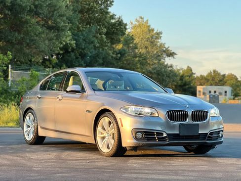 Used 2014 BMW 535d xDrive AWD/4WD image 7