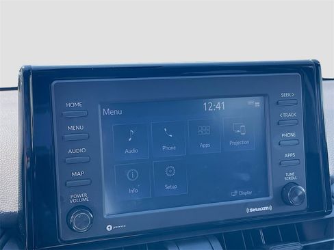 Used 2021 Toyota RAV4 LE image 12