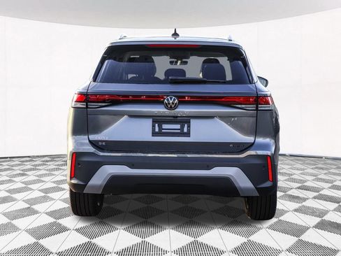 New 2026 Volkswagen Tiguan SE AWD/4WD image 16