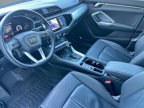 Used 2020 Audi Q3 2.0T Premium Plus w/ Premium Plus Package image 4