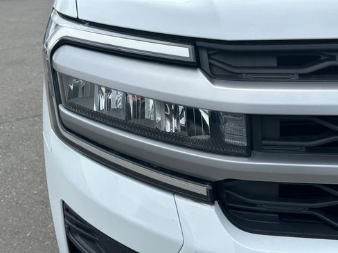 Used 2023 Ford Expedition XLT AWD/4WD image 12