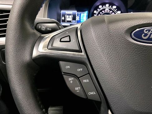 Used 2024 Ford Edge SEL image 18