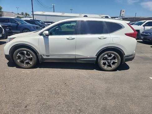 Used 2018 Honda CR-V Touring image 10