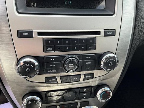 Used 2012 Ford Fusion SE FWD image 22