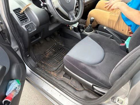 Used 2007 Honda Fit Sport image 27