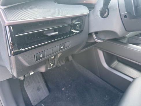 New 2026 Nissan Murano SV image 14