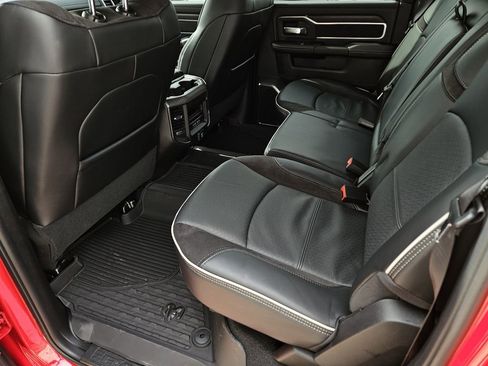 New 2026 RAM 2500 Laramie AWD/4WD image 11