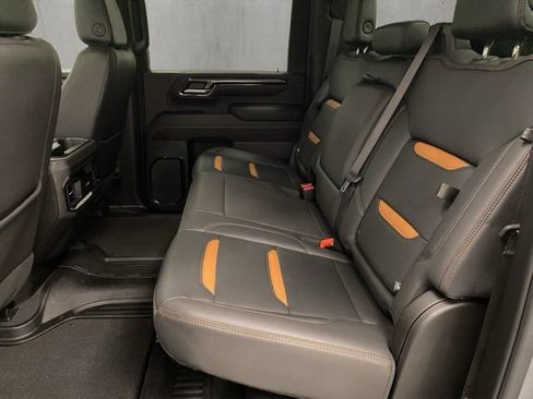 Used 2024 GMC Sierra 2500 AT4 w/ AT4 Premium Plus Package AWD/4WD image 25