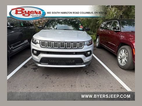 Used 2025 Jeep Compass Limited AWD/4WD image 1