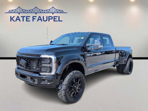 Used 2026 Ford F450 Platinum w/ Platinum Plus Package AWD/4WD image 3
