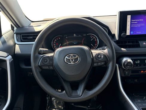 Used 2025 Toyota RAV4 XLE FWD image 13