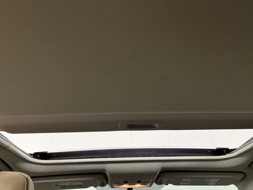 Used 2013 Toyota RAV4 Limited AWD/4WD image 19
