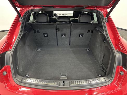 Used 2024 Porsche Macan S AWD/4WD image 33