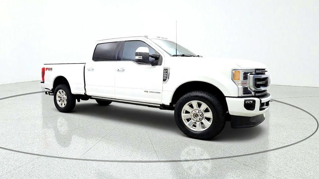 Used 2022 Ford F250 Platinum w/ FX4 Off-Road Package AWD/4WD image 3