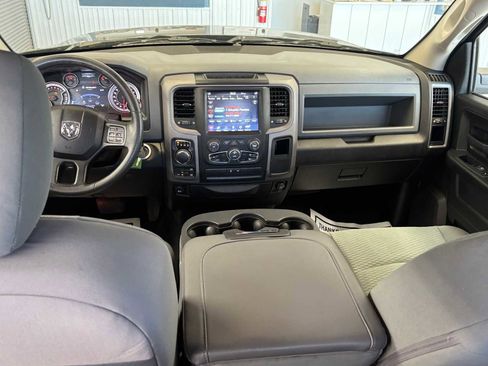 Used 2019 RAM 1500 Express w/ Wheel & Sound Group AWD/4WD image 18
