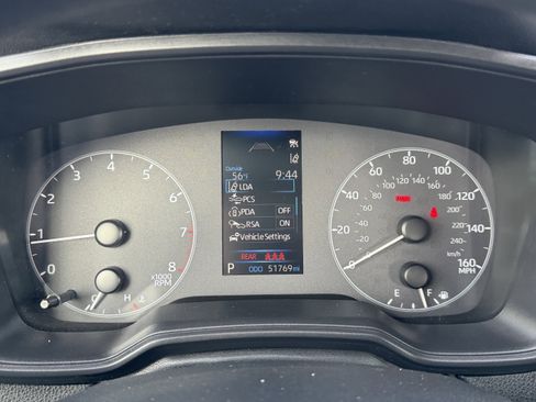 Certified 2024 Toyota Corolla LE image 30