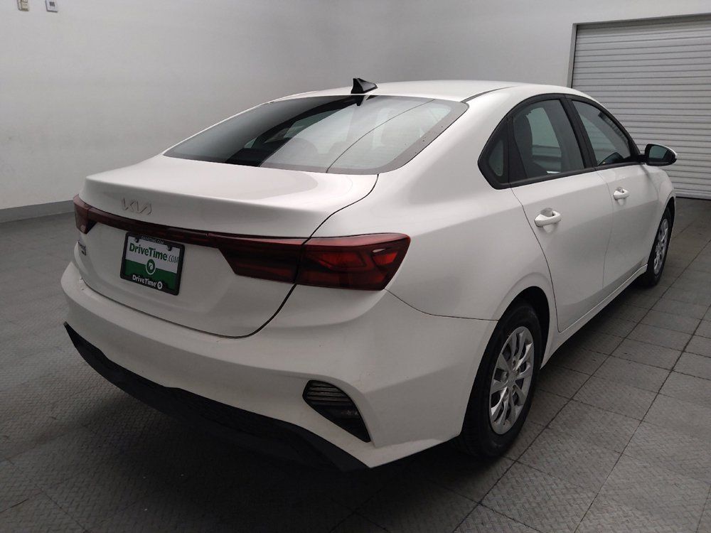 Used 2023 Kia Forte LX FWD image 9