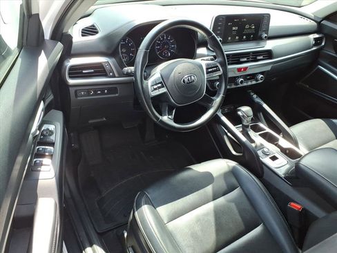 Used 2021 Kia Telluride S AWD/4WD image 19