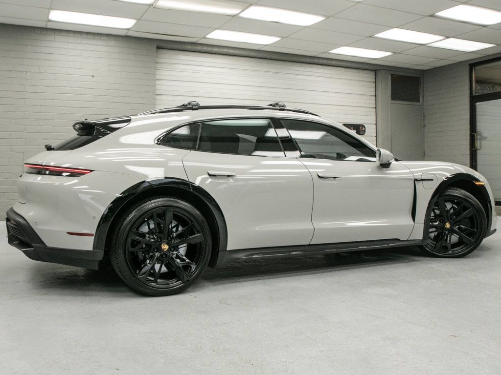 Used 2022 Porsche Taycan Turbo S AWD/4WD image 44