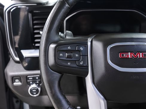Used 2024 GMC Sierra 1500 Elevation w/ Elevation Premium Package AWD/4WD image 10