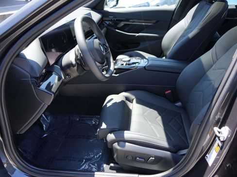 Used 2026 BMW 530i w/ Premium Package RWD image 15
