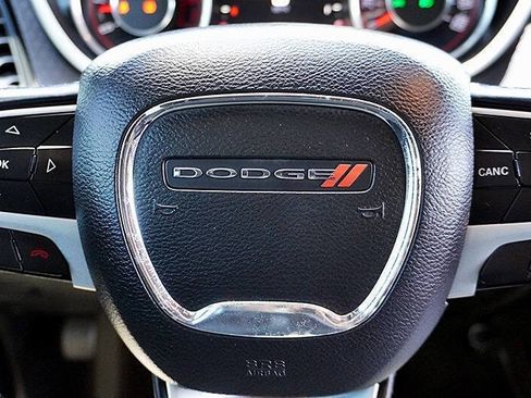 Used 2015 Dodge Challenger R/T Scat Pack w/ Scat Pack Appearance Package RWD image 33