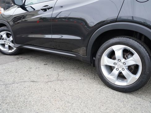 Used 2016 Honda HR-V EX-L image 6