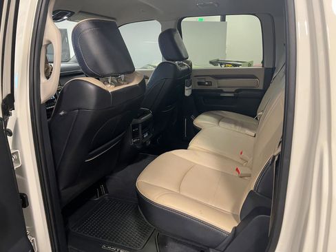 Used 2023 RAM 3500 Limited image 27