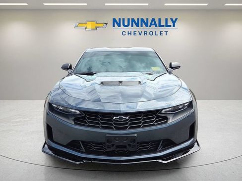 Used 2023 Chevrolet Camaro LT RWD image 8