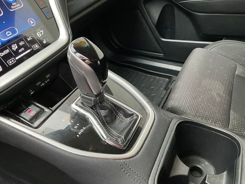 Certified 2022 Subaru Outback Premium image 28