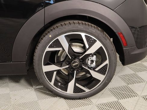 New 2025 MINI Cooper S image 20