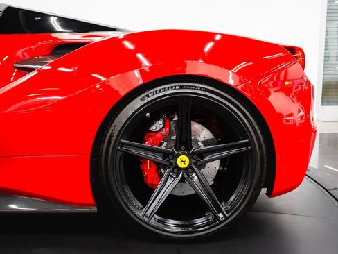 Used 2019 Ferrari 488 Spider Convertible 2D image 29