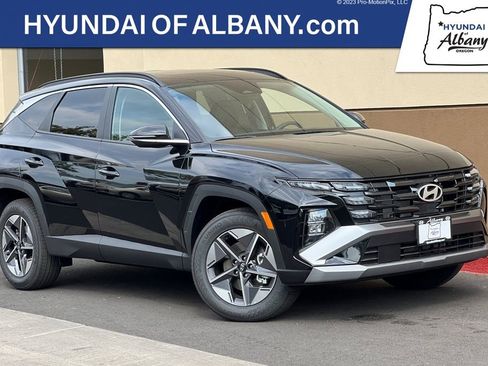 New 2025 Hyundai Tucson SEL image 1