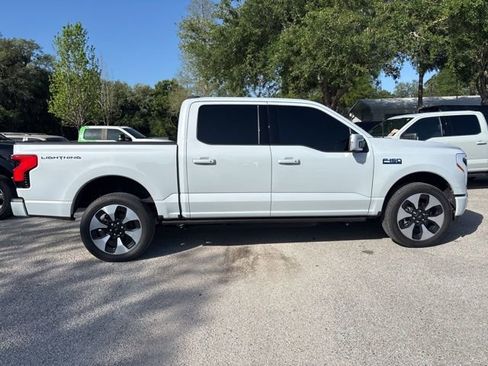 Used 2025 Ford F150 Lightning Platinum image 4