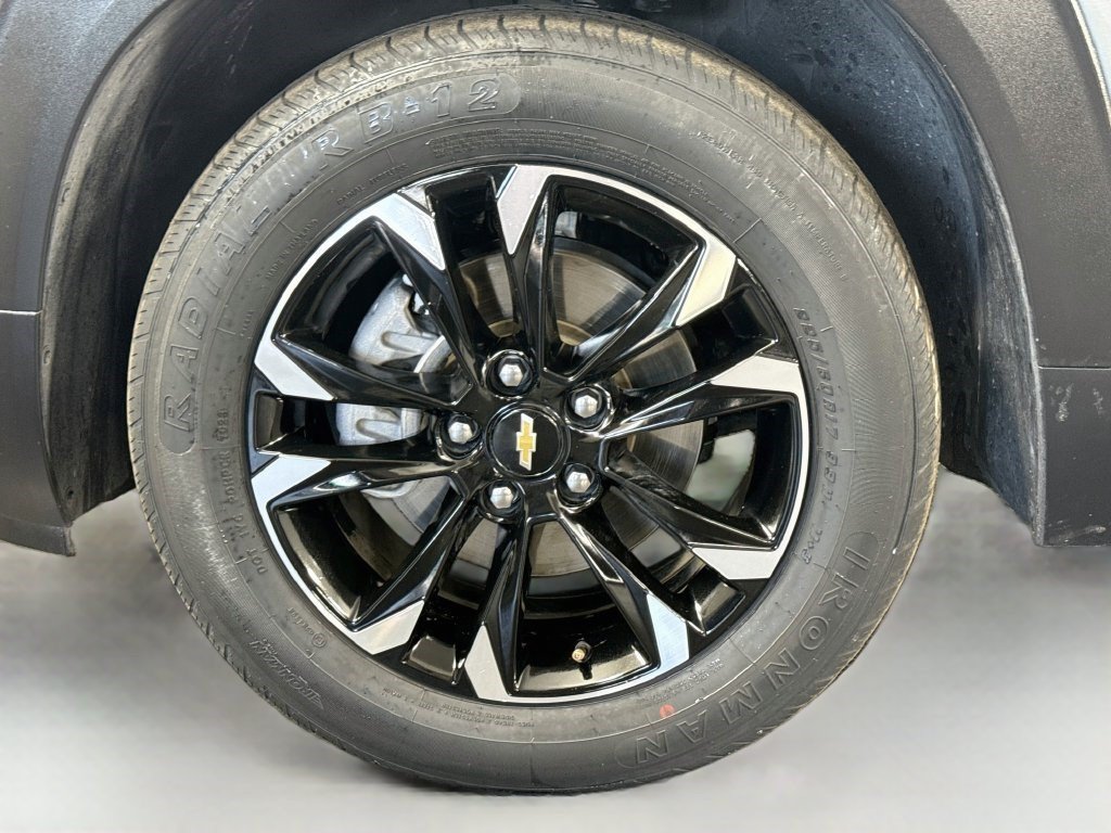 Used 2023 Chevrolet TrailBlazer LT w/ Convenience Package FWD image 37