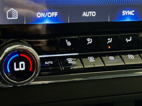 New 2026 Chevrolet Colorado Trail Boss AWD/4WD image 23