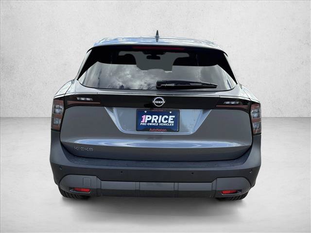 Used 2025 Nissan Kicks SV FWD image 6