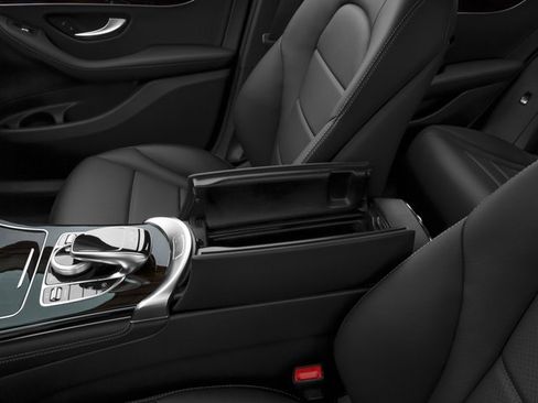 Used 2017 Mercedes-Benz GLC 300 4MATIC image 18