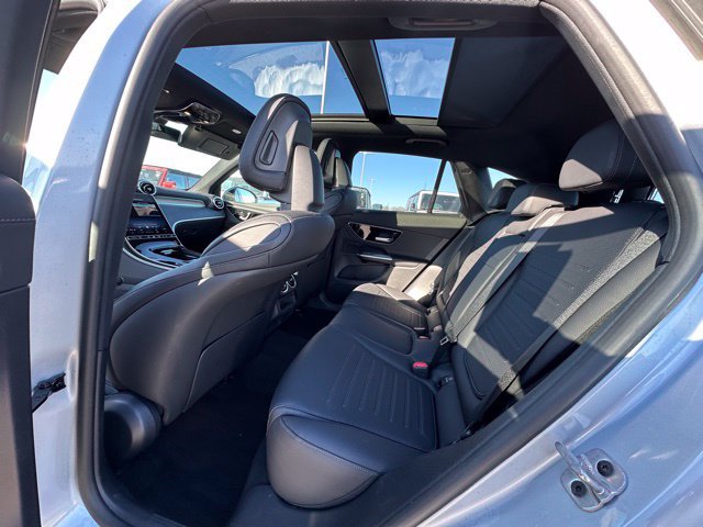 Used 2025 Mercedes-Benz GLC 300 4MATIC w/ AMG Line image 29
