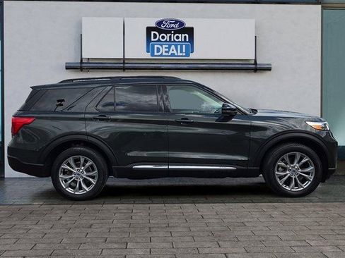 Certified 2024 Ford Explorer XLT w/ Equipment Group 202A AWD/4WD image 2
