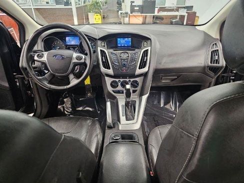 Used 2013 Ford Focus SE FWD image 10