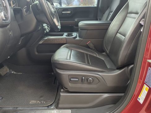 Used 2023 GMC Sierra 3500 Denali image 30