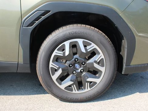 Used 2026 Subaru Forester Premium AWD/4WD image 34